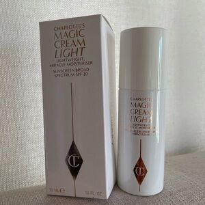 Charlotte Tilbury Charlotte’s Magic Cream Light Moisturizer SPF 20 in box NIB.